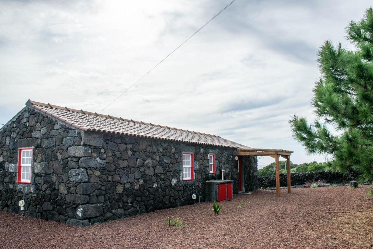 Casa Medronho Villa Sao Mateus  Exterior photo